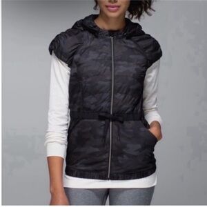 Lululemon Spring Fling Puffy Lotus Camo Vest